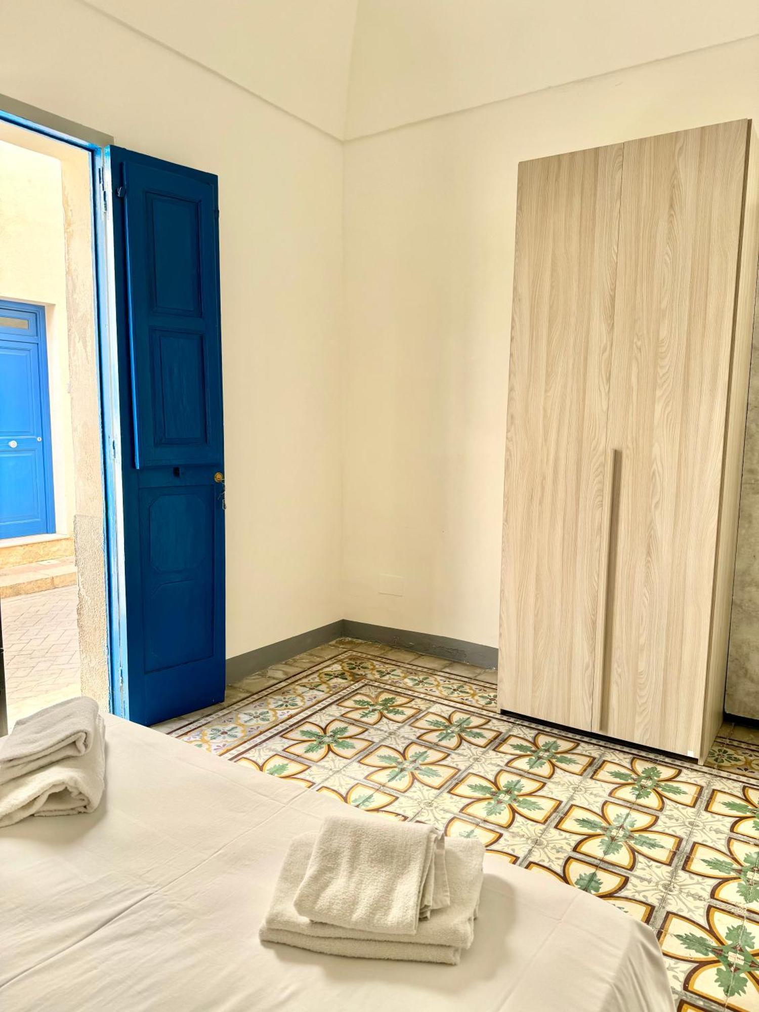 The Maiolica Room Marettimo Extérieur photo